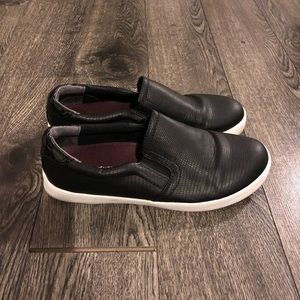 Dr. Scholl’s Slip on Sneakers